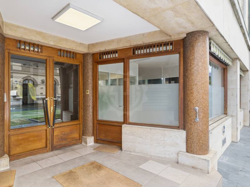 80m² arcade
