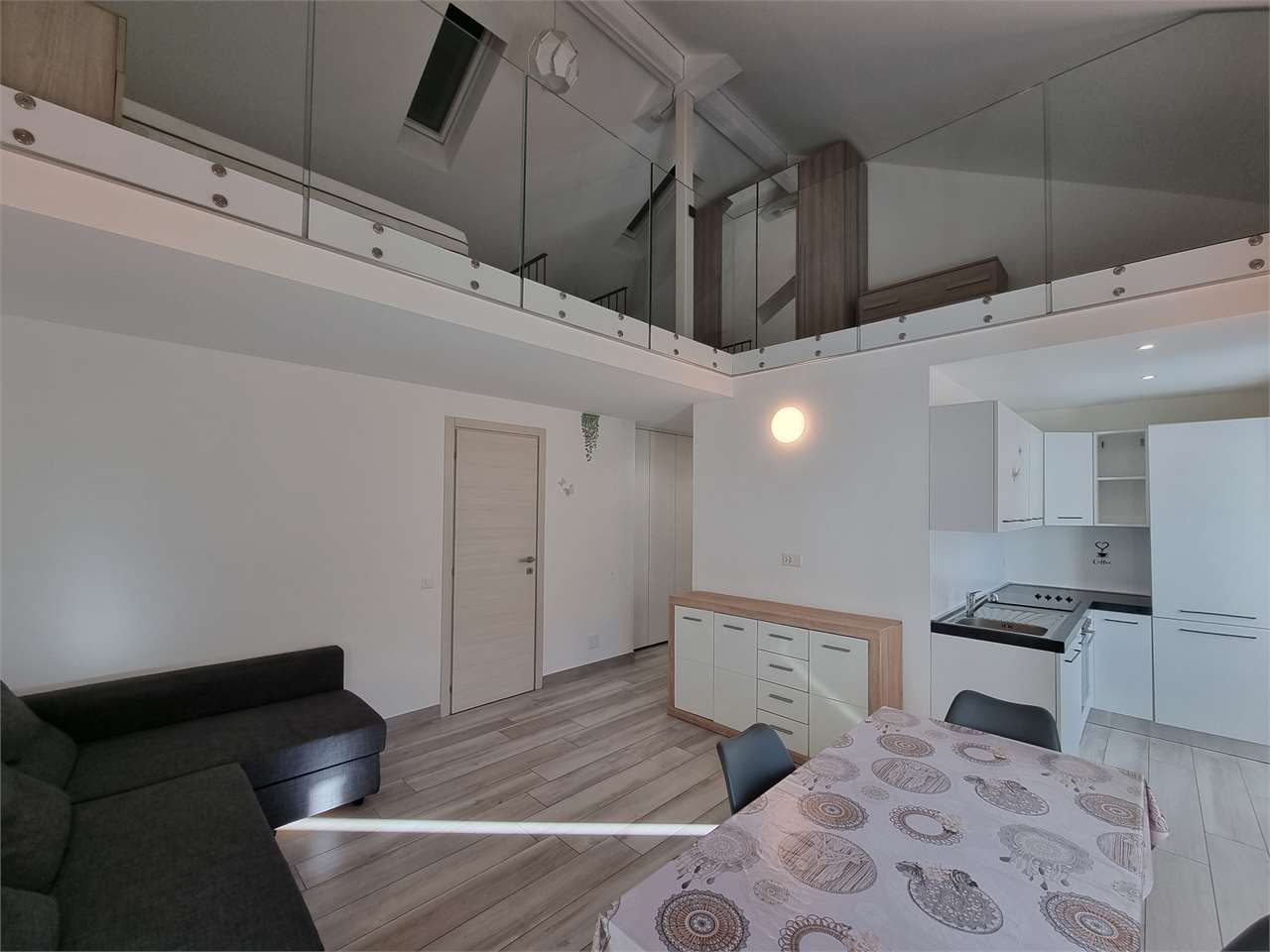 3 ½ Zimmer Duplex