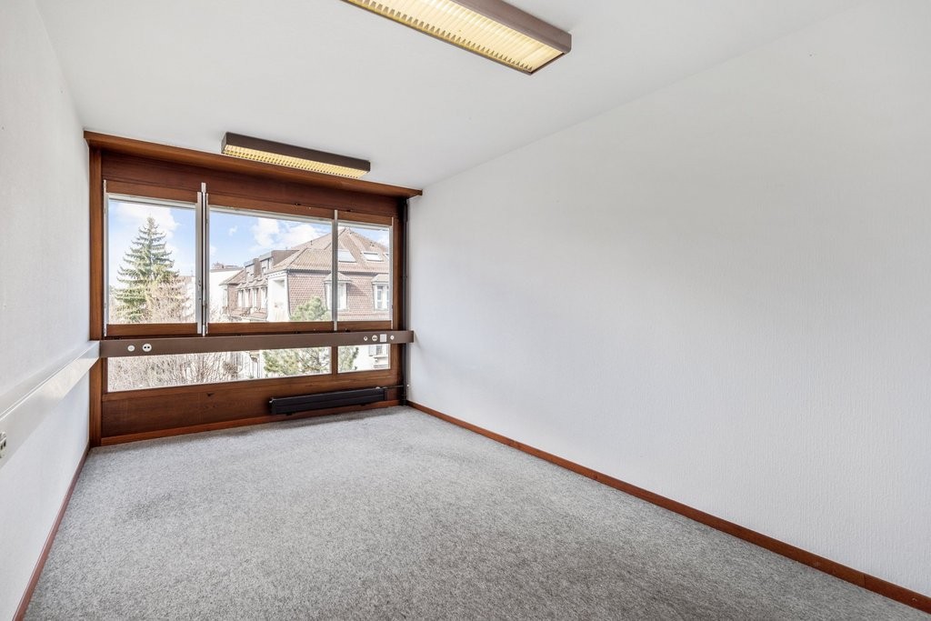 198m² Büro