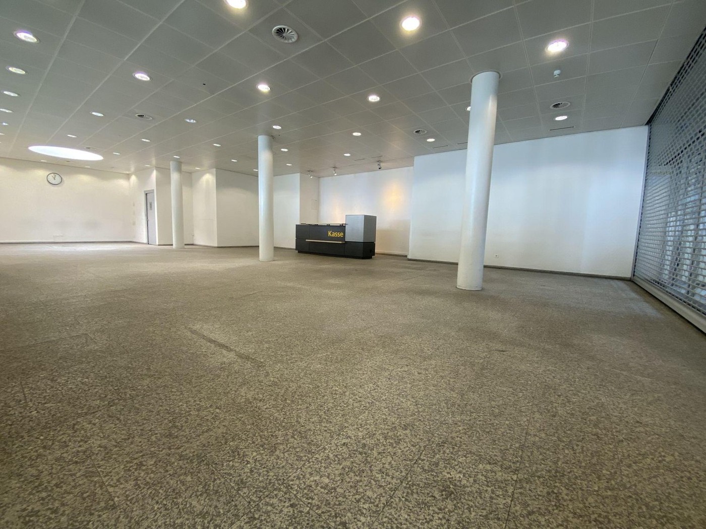 470m² commercial