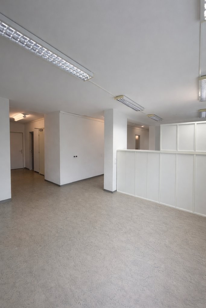 134m² office