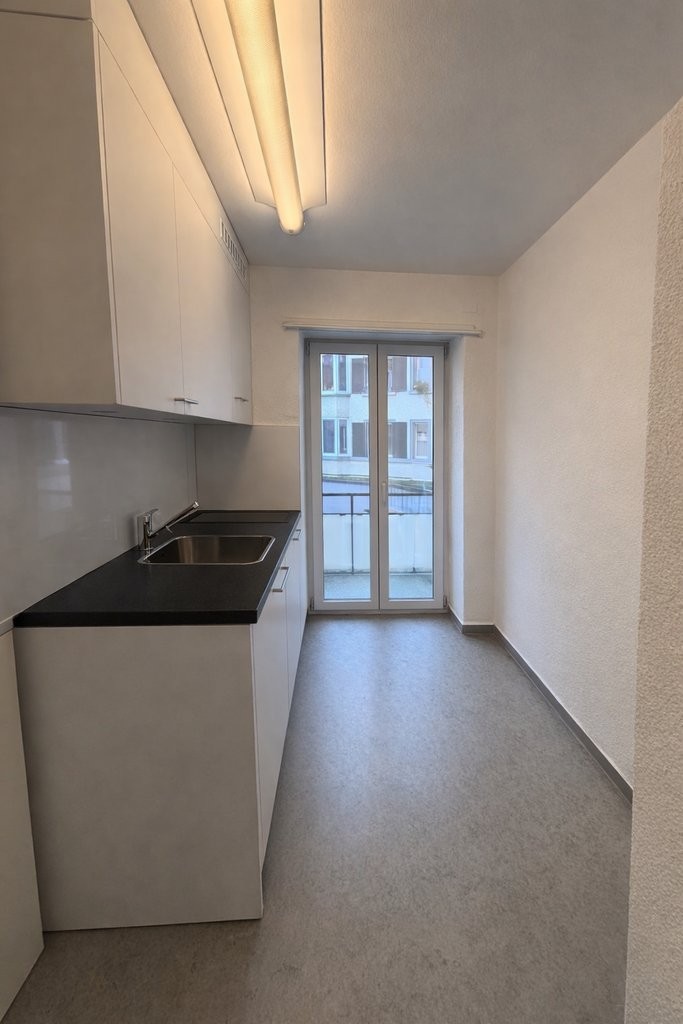 134m² office