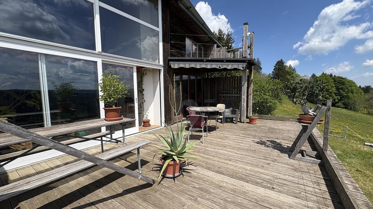 12 ½ rooms single house