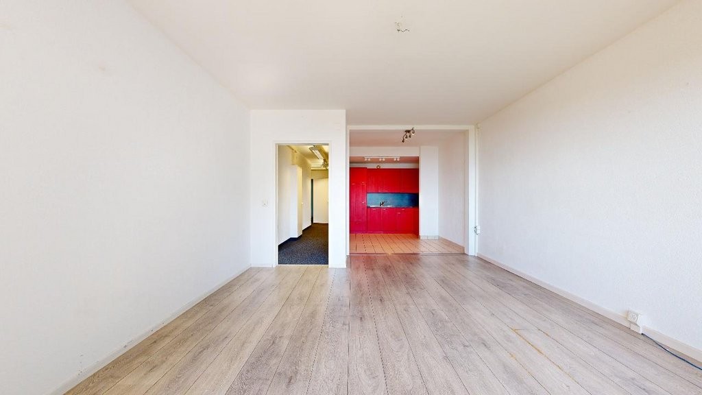 332m² commercial