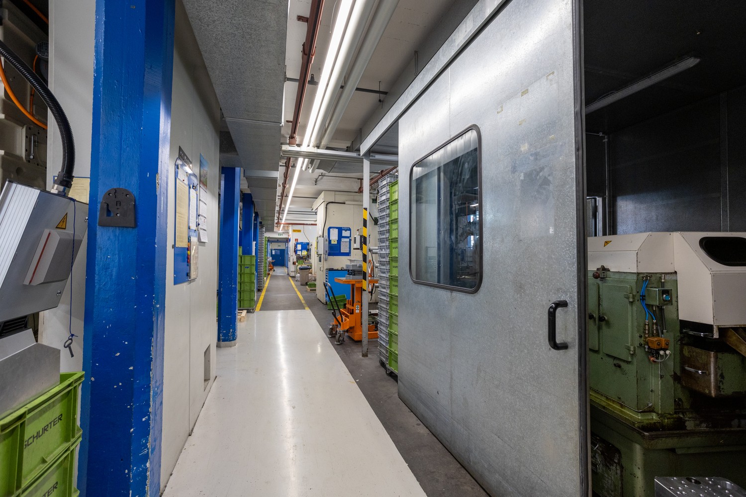 3800m² commercial