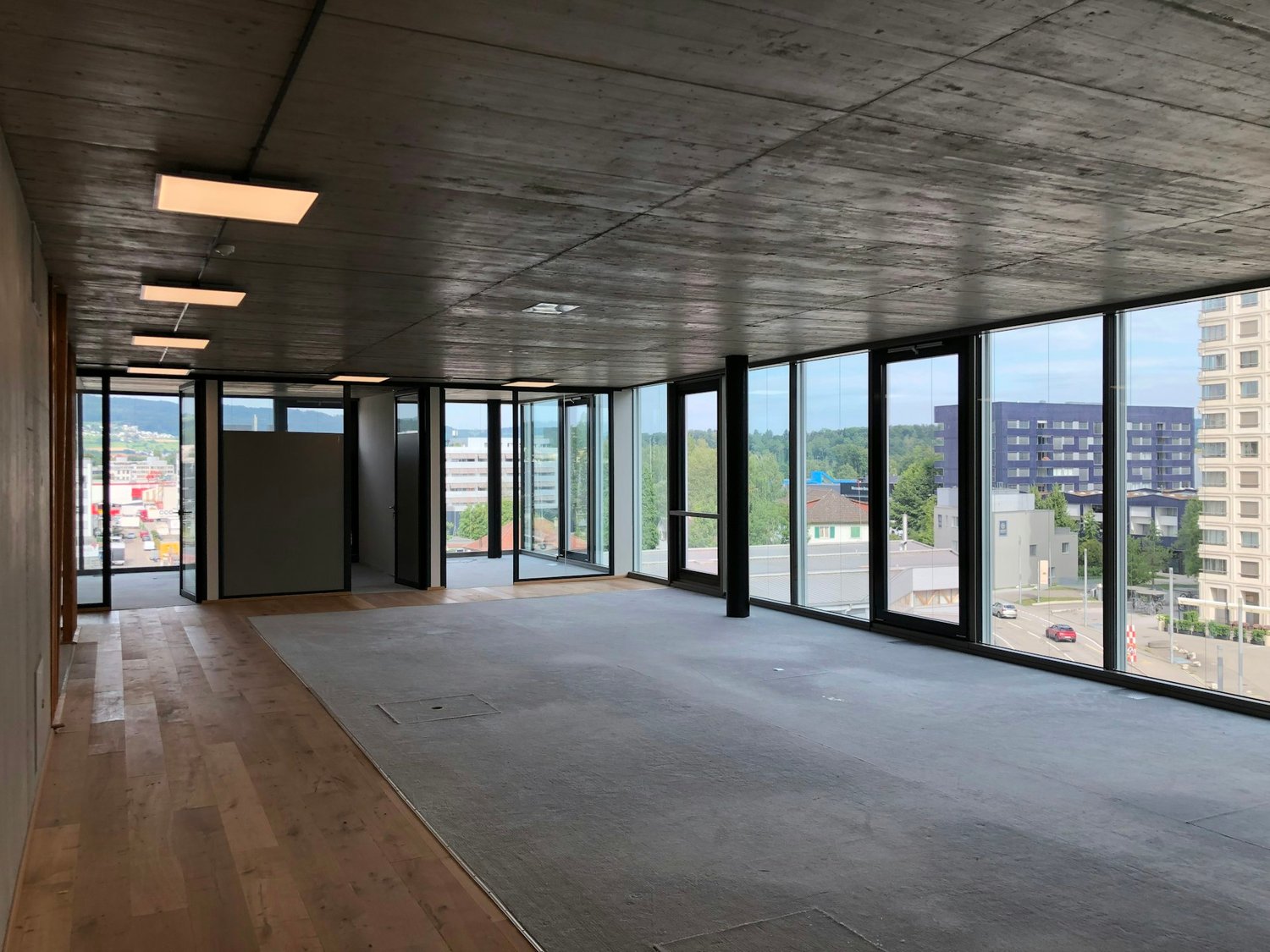 703m² de bureaux