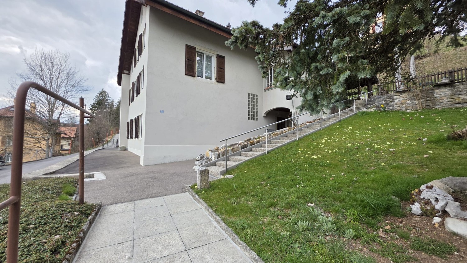 3 rooms apartment
