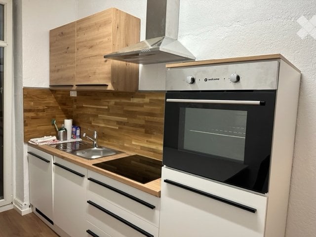 1 room single room