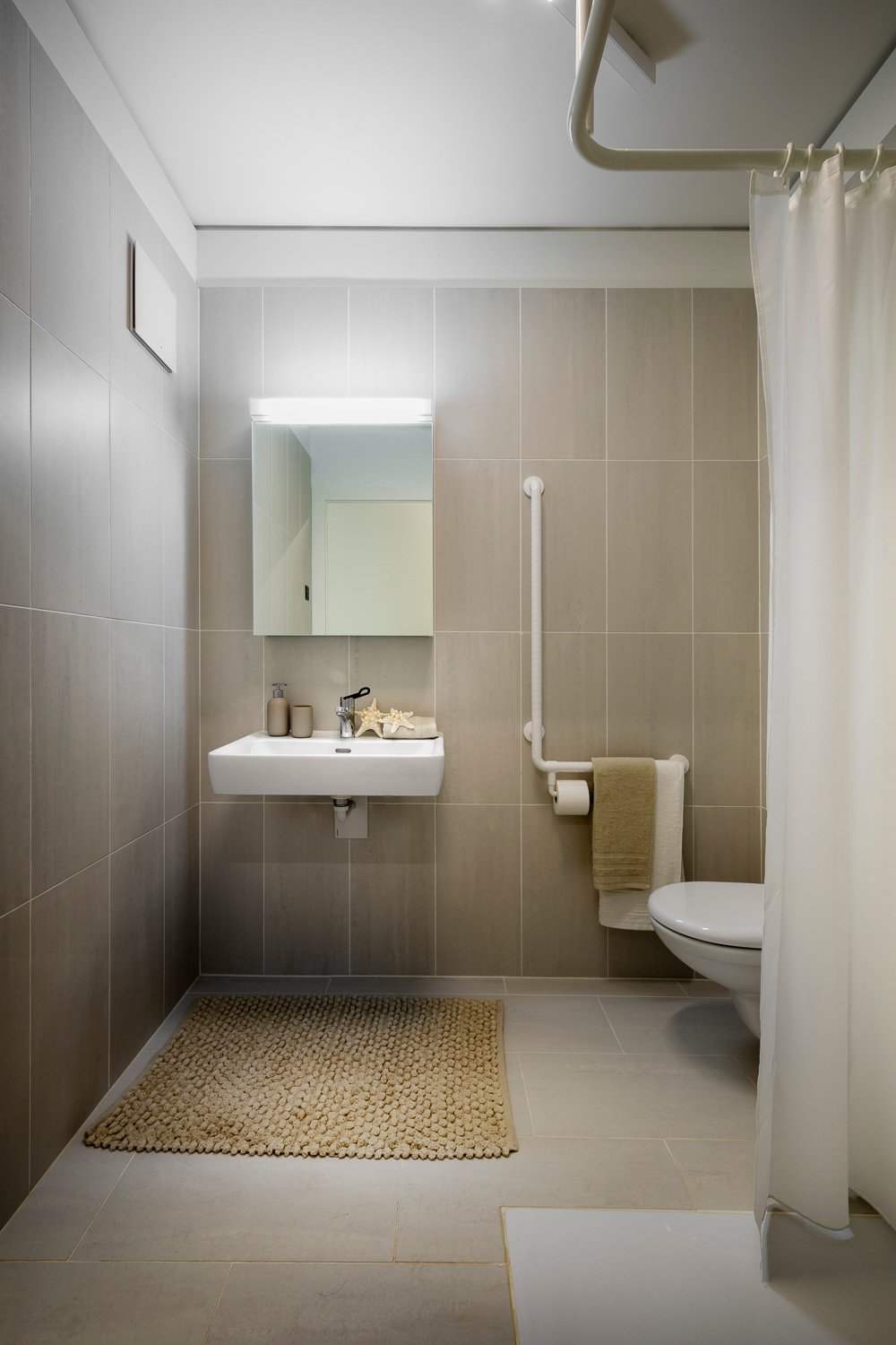 2 ½ rooms furnished flat