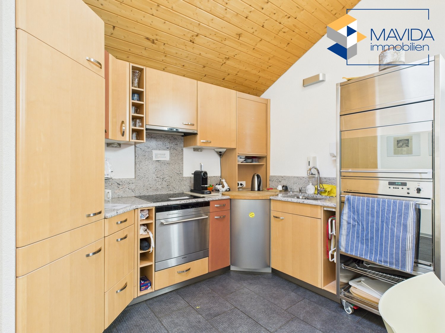 33m² commerciale