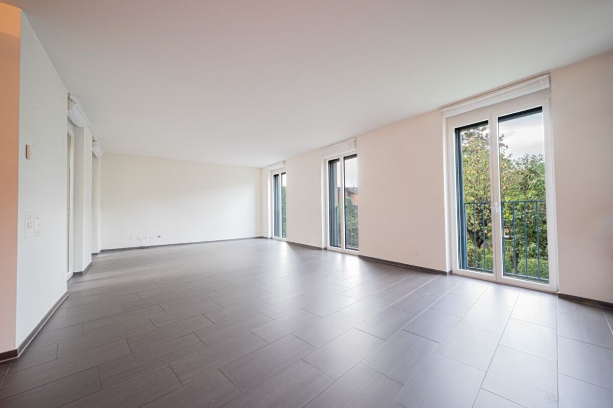 6 rooms single house