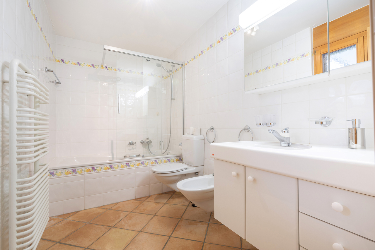6-Zimmer-Wohnung