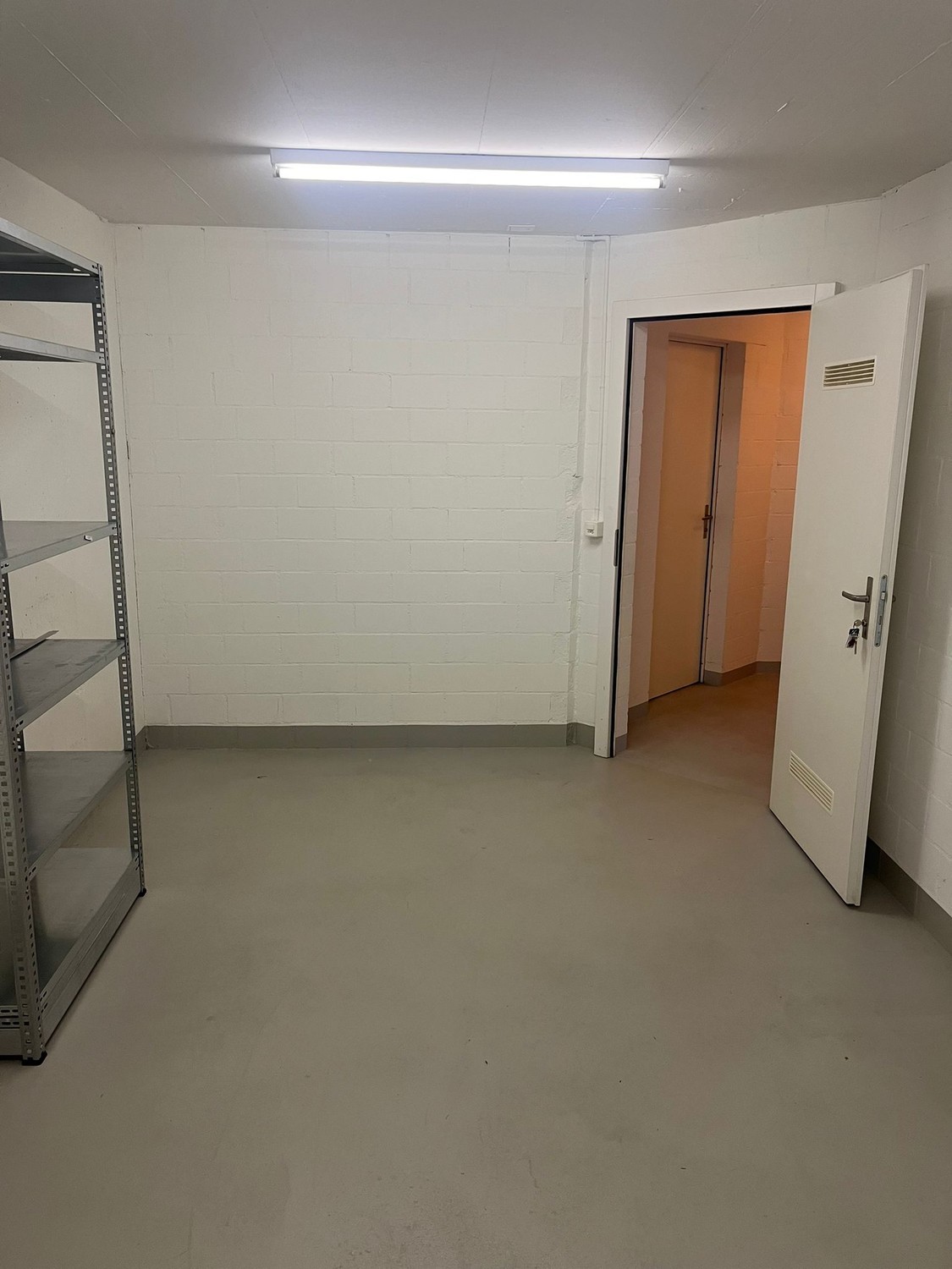 15m² office