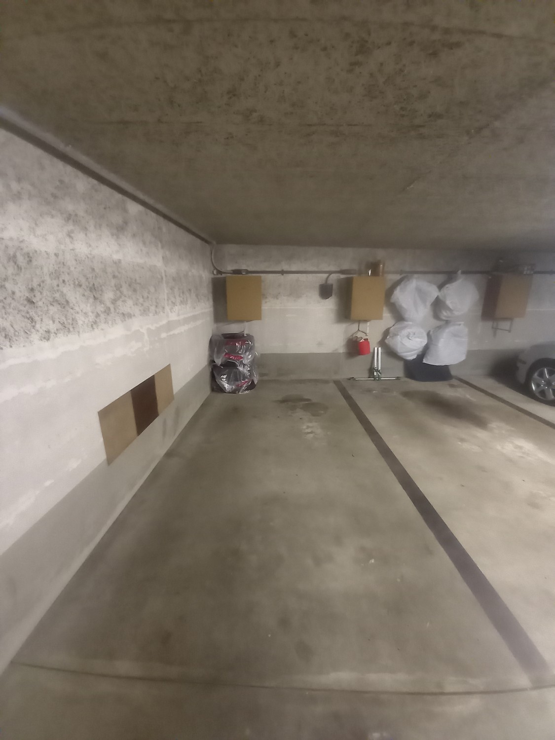 Underground slot