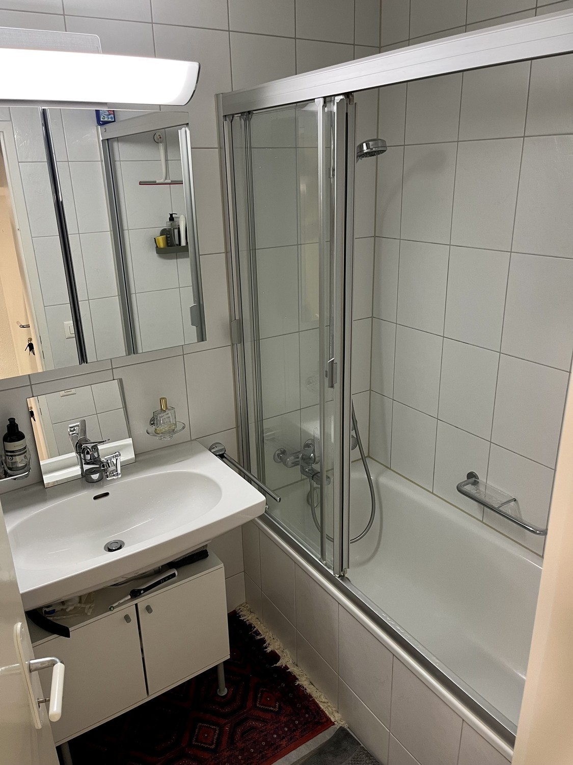 Chambre dans un appartement partagé