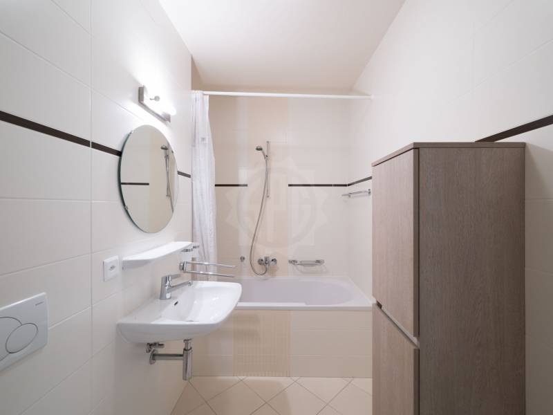 5-Zimmer-Wohnung