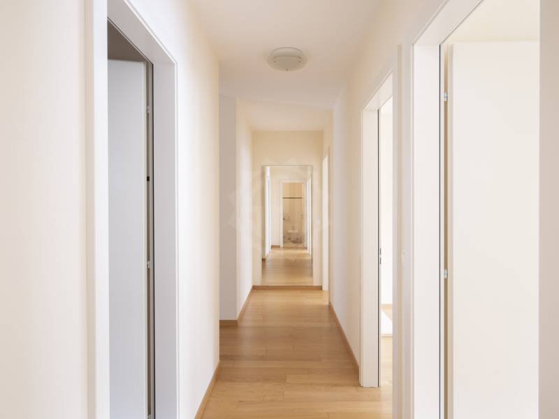 5-Zimmer-Wohnung