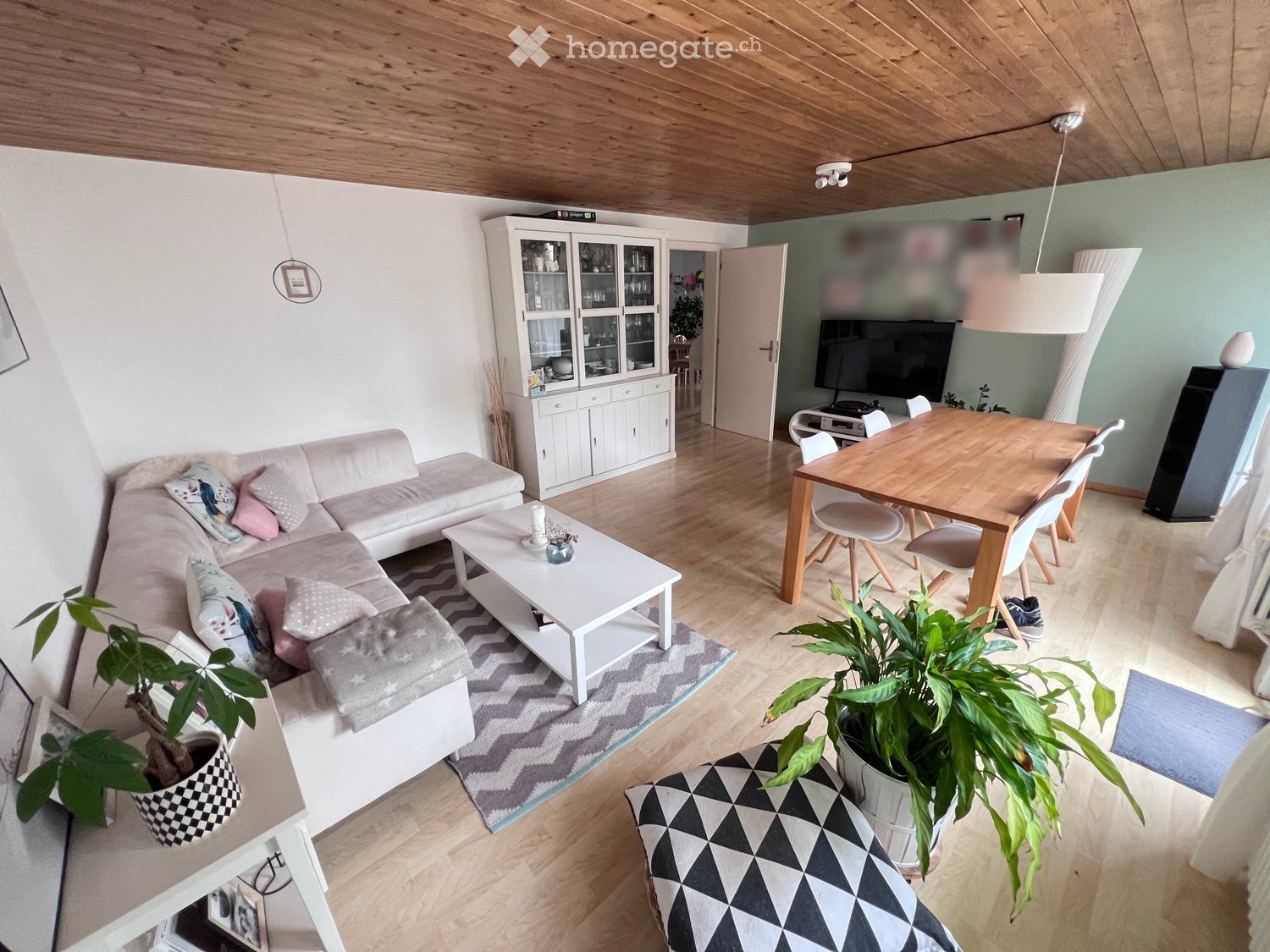 1 room single room
