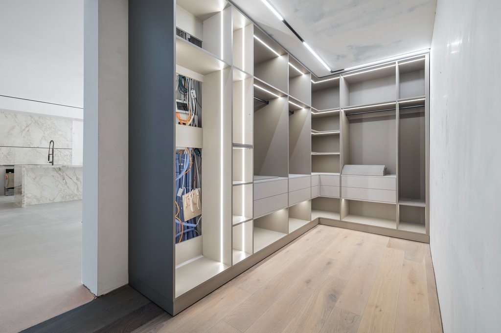 264m² commercial