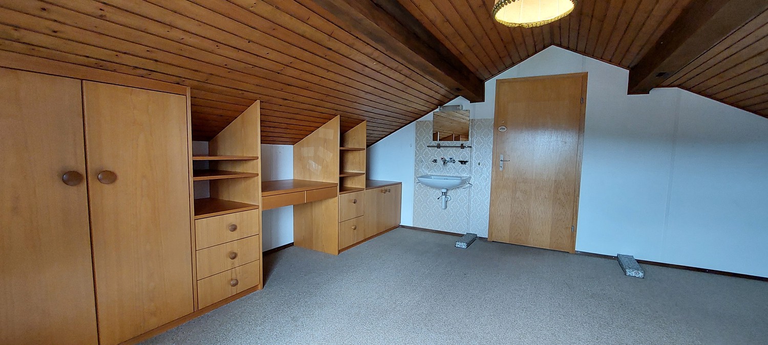 5 rooms apartment