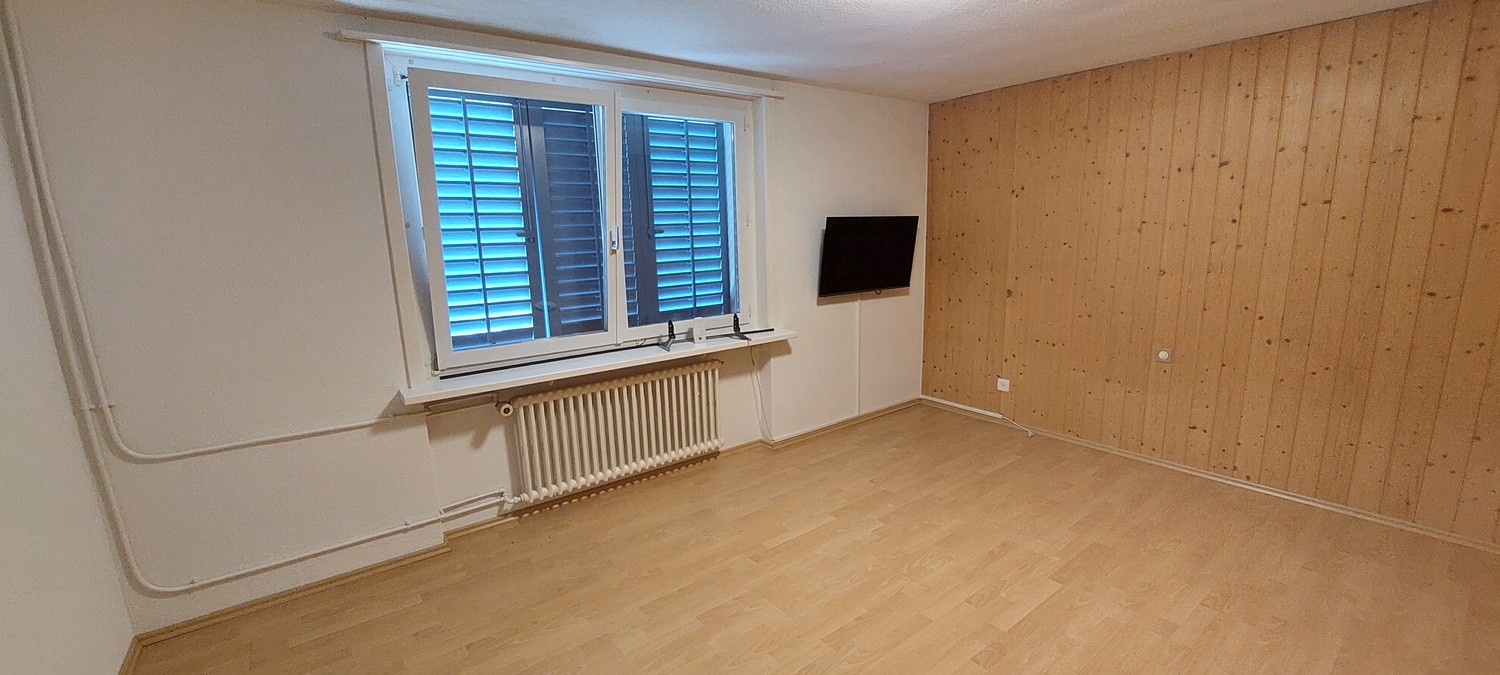 5 rooms apartment