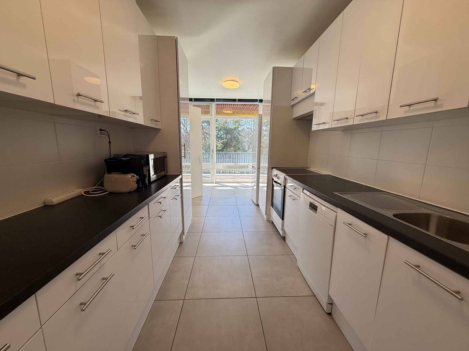 5 rooms apartment