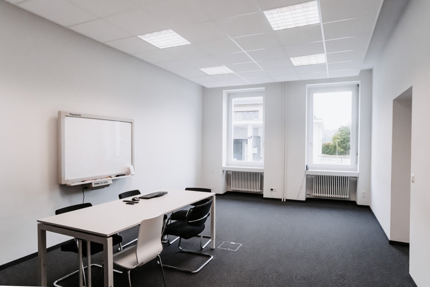 18m² office