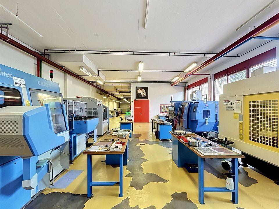 420m² atelier