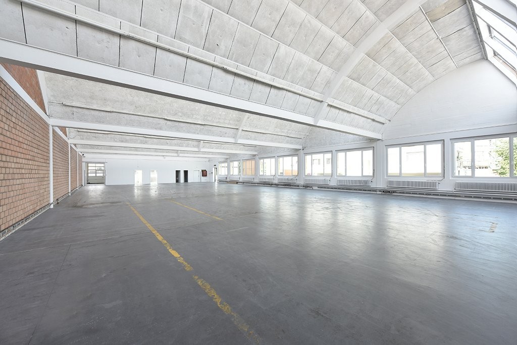 640m² commercial