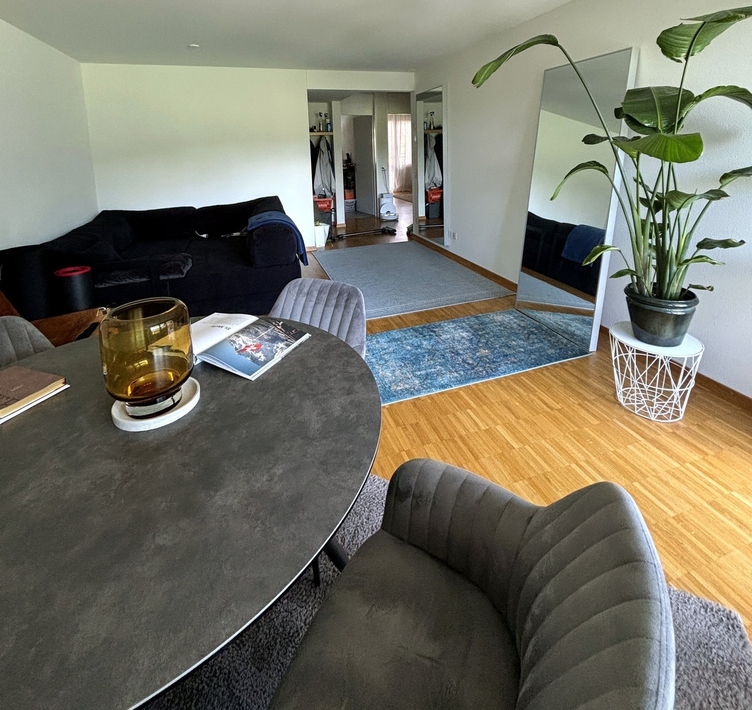 3 rooms furnished flat