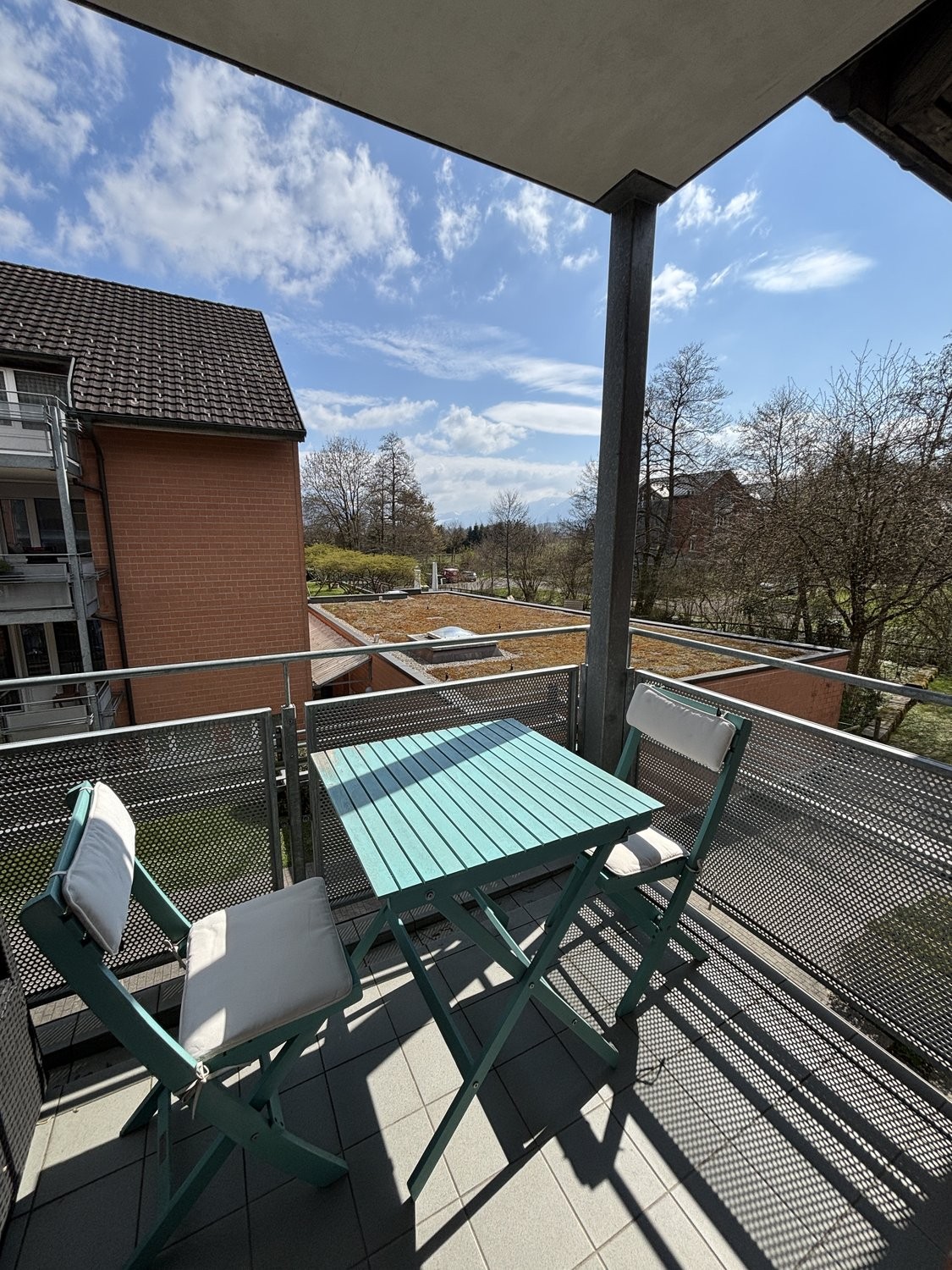 3 rooms furnished flat