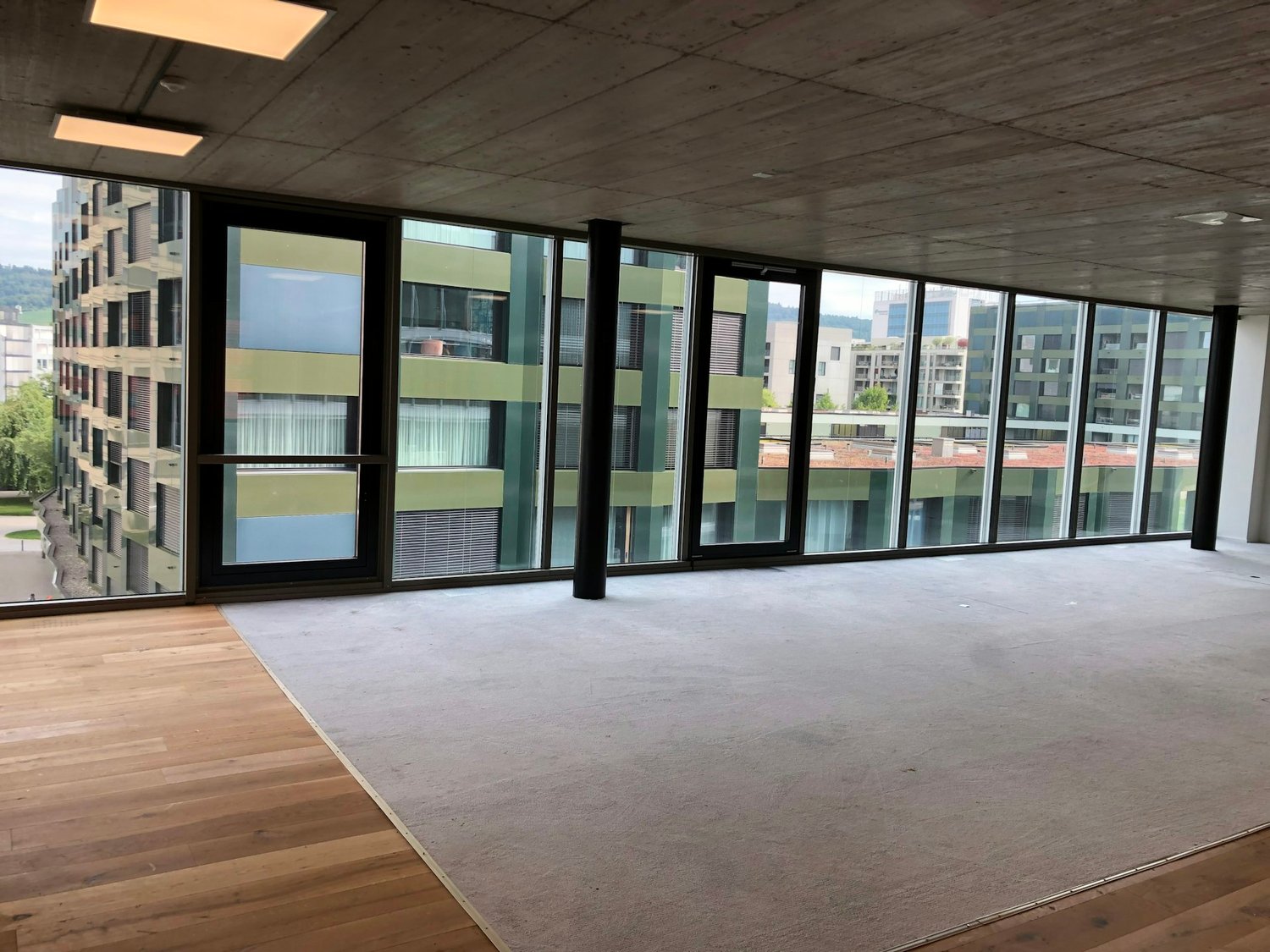 350m² bureau