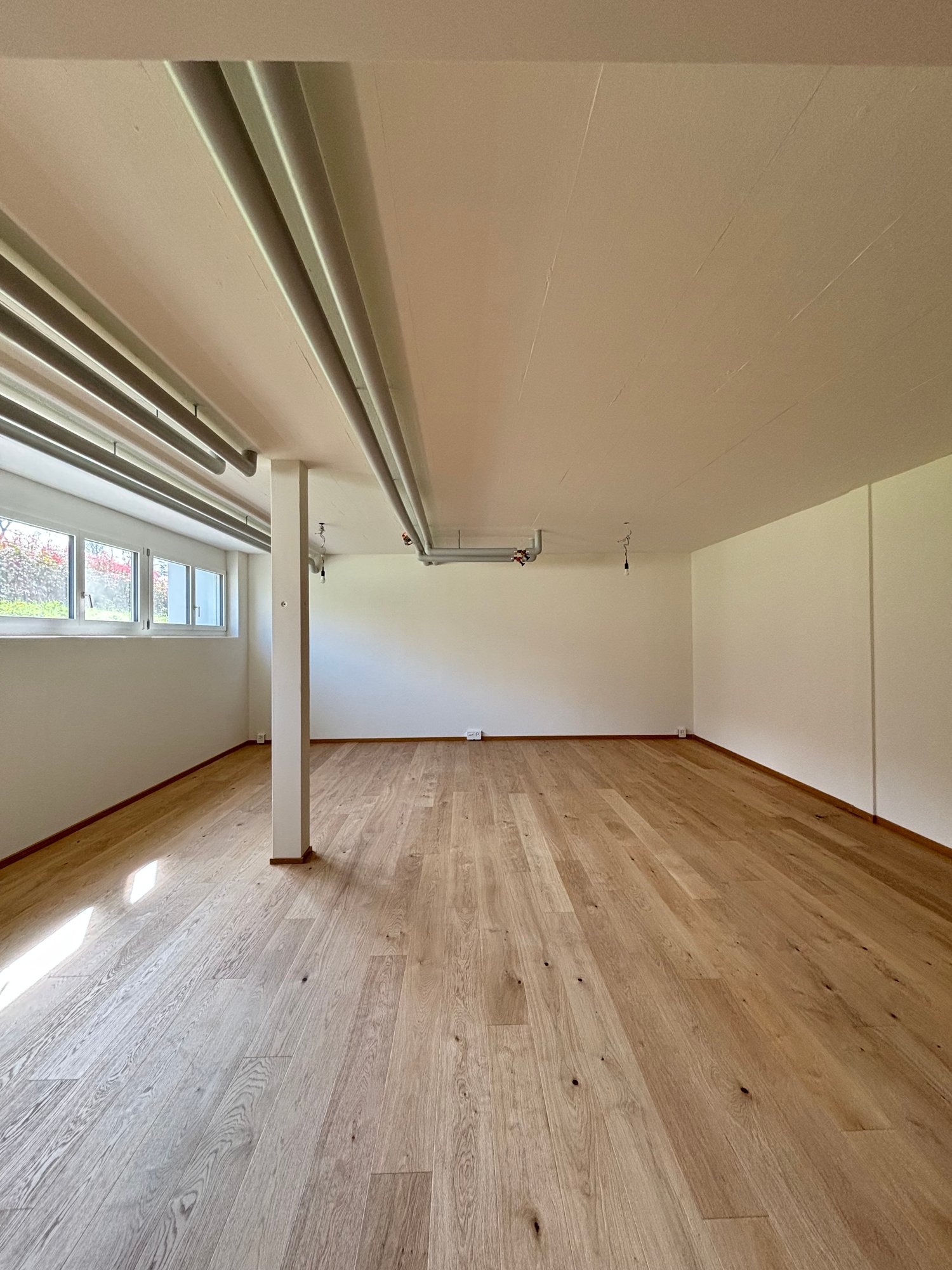 67m² office
