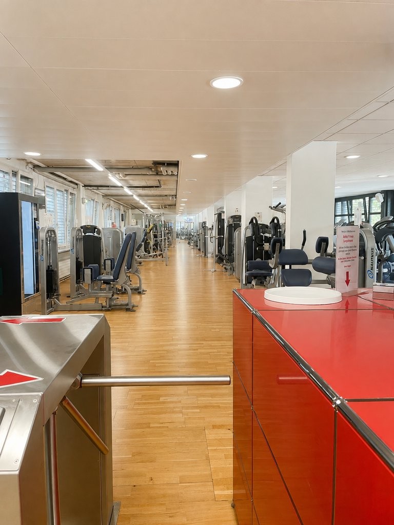 965m² commerciale