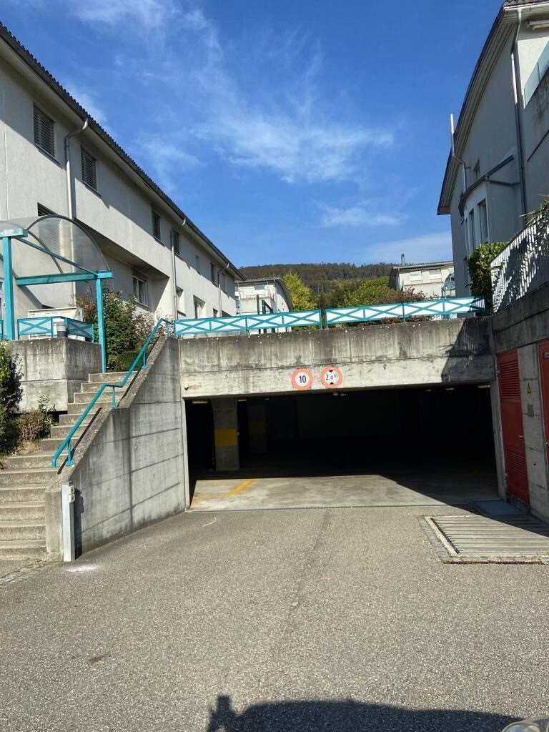 Underground slot