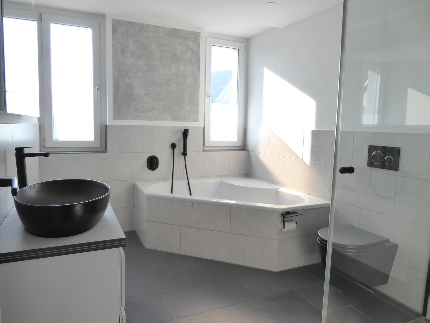 6 rooms apartment