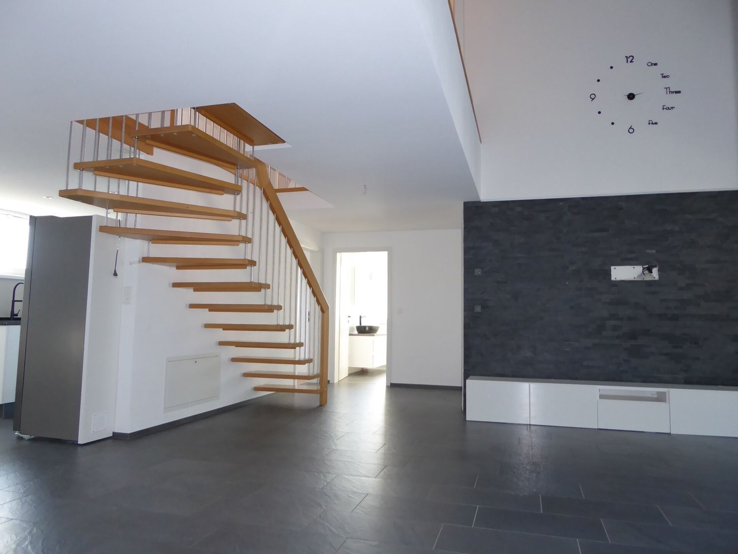 6 rooms apartment