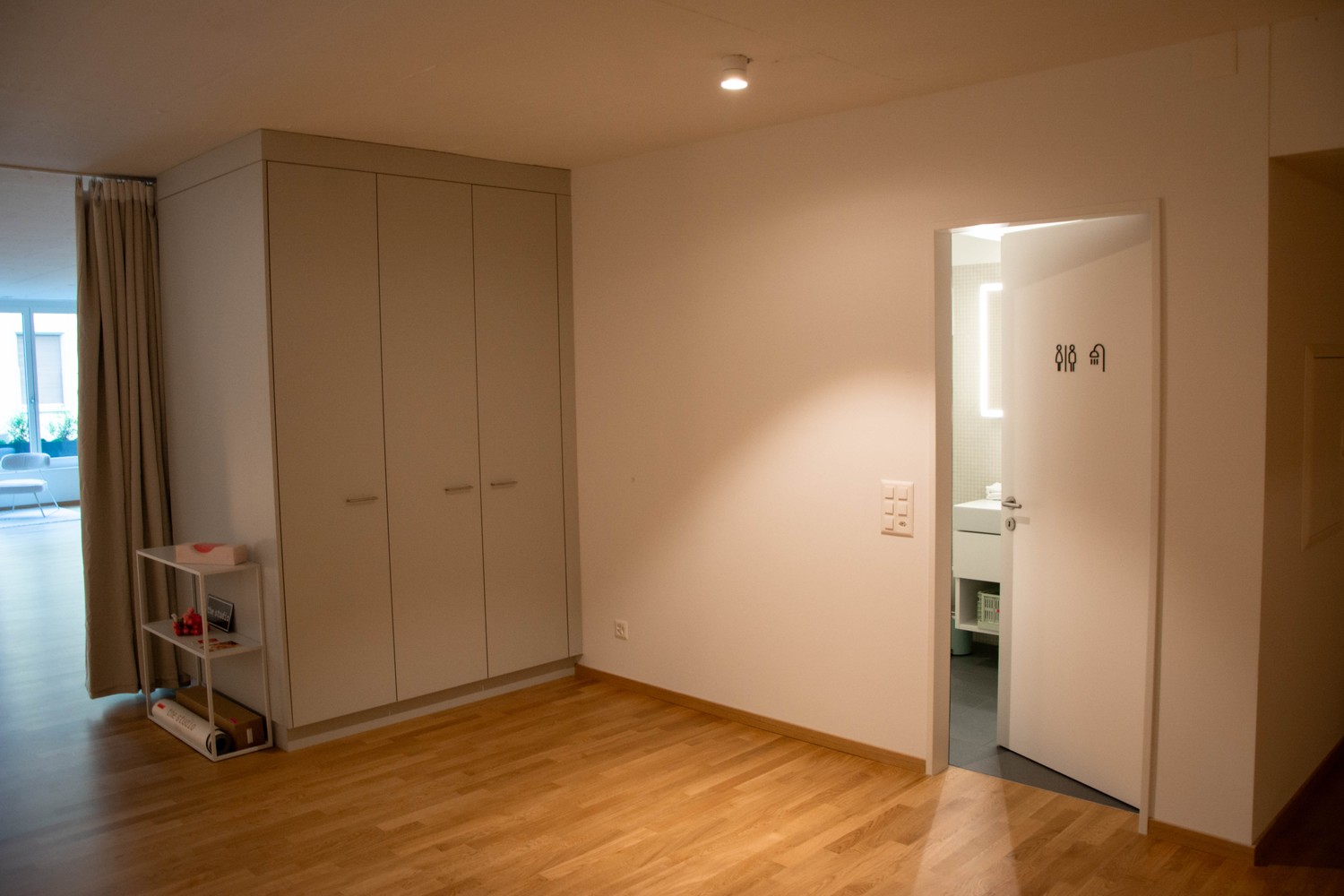 164m² commercial