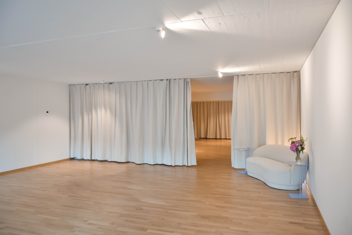 164m² commercial
