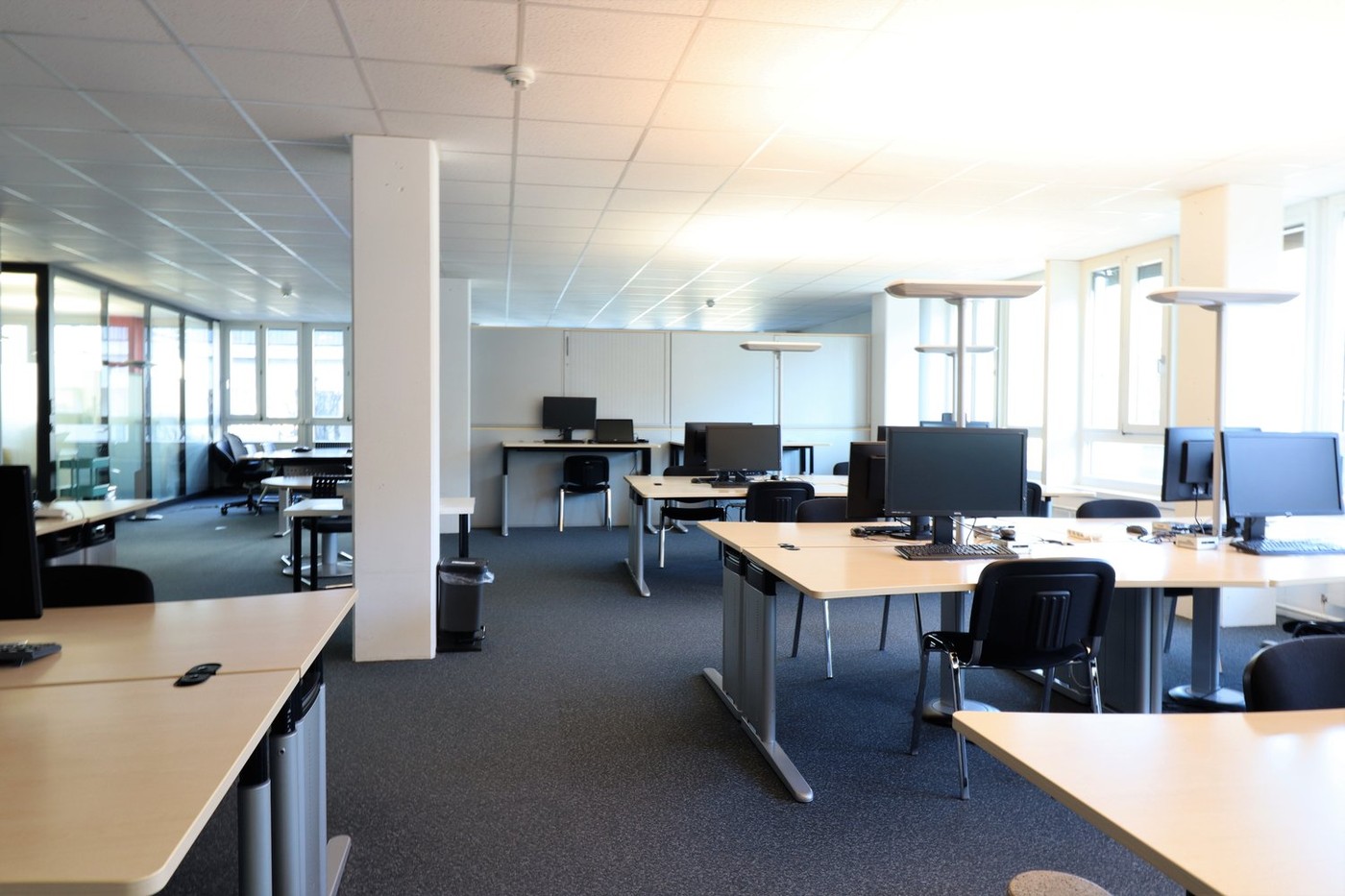 4376m² bureau