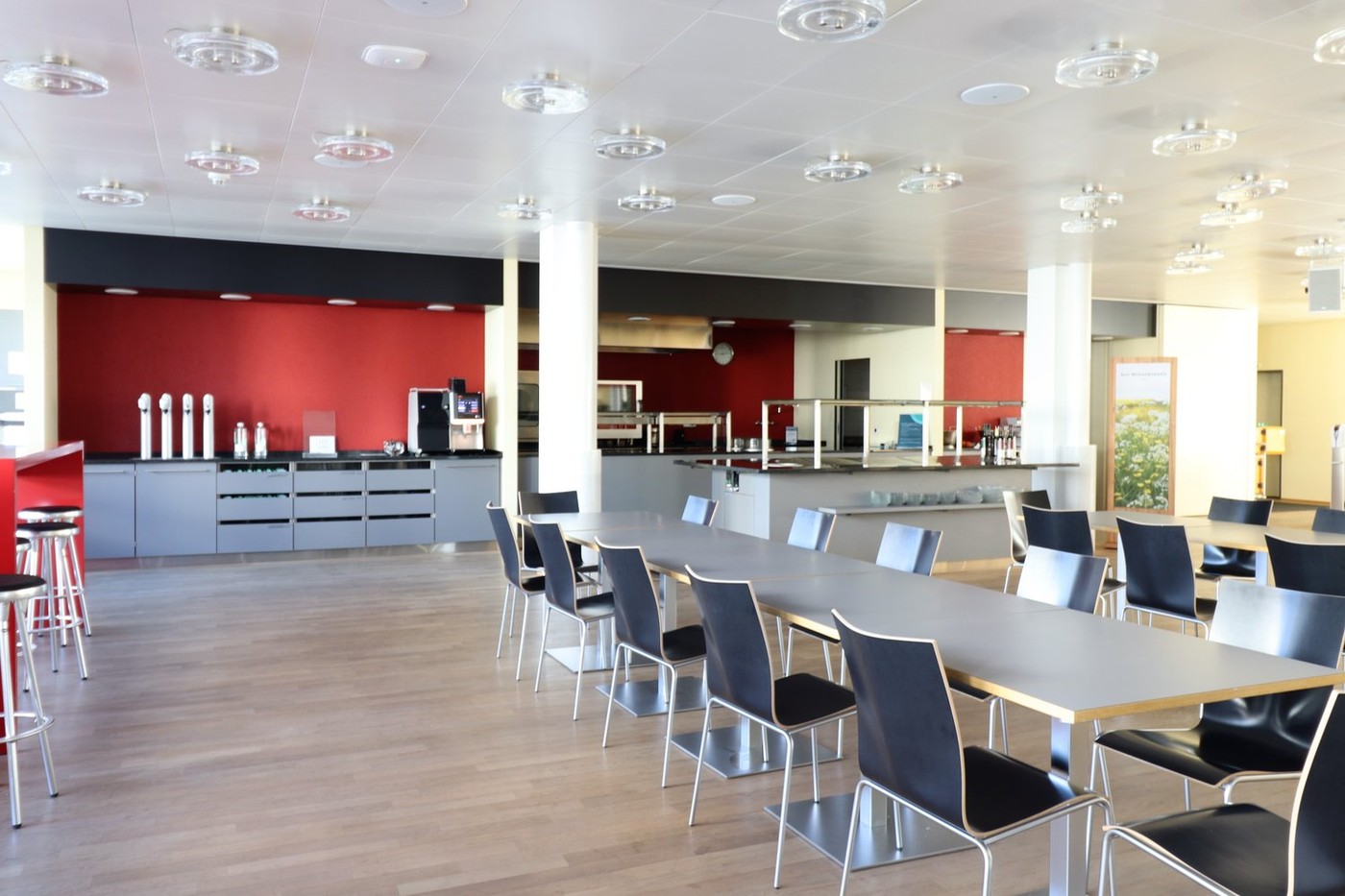 4376m² bureau