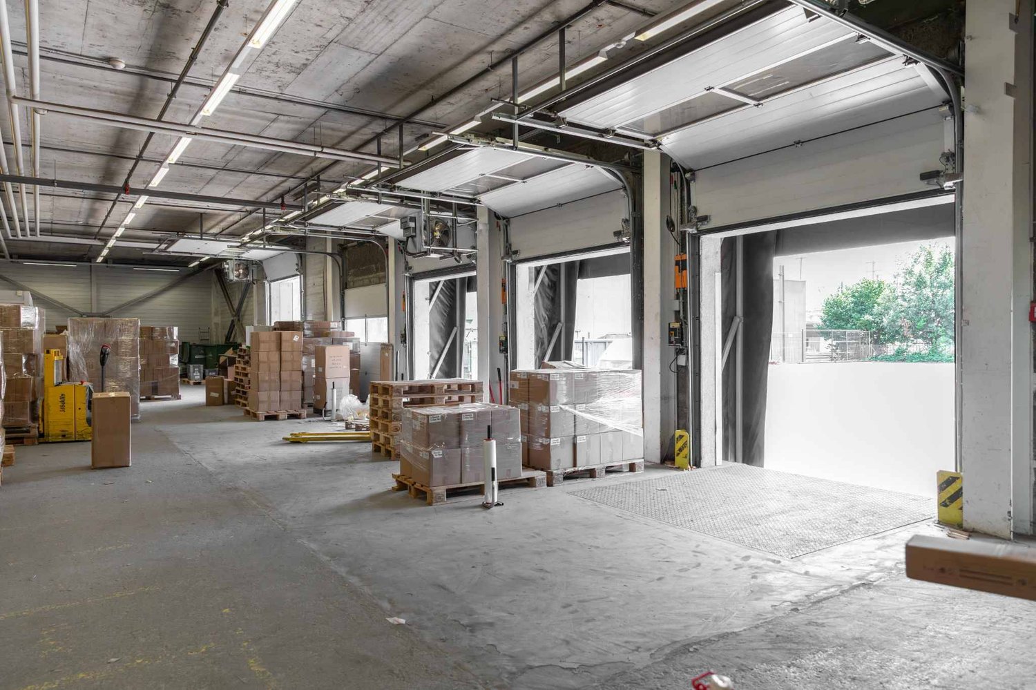 250m² commercial