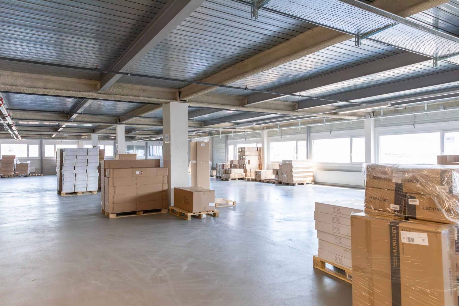 250m² commercial