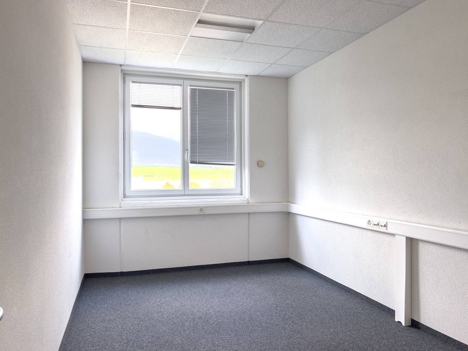 ufficio di 381m²