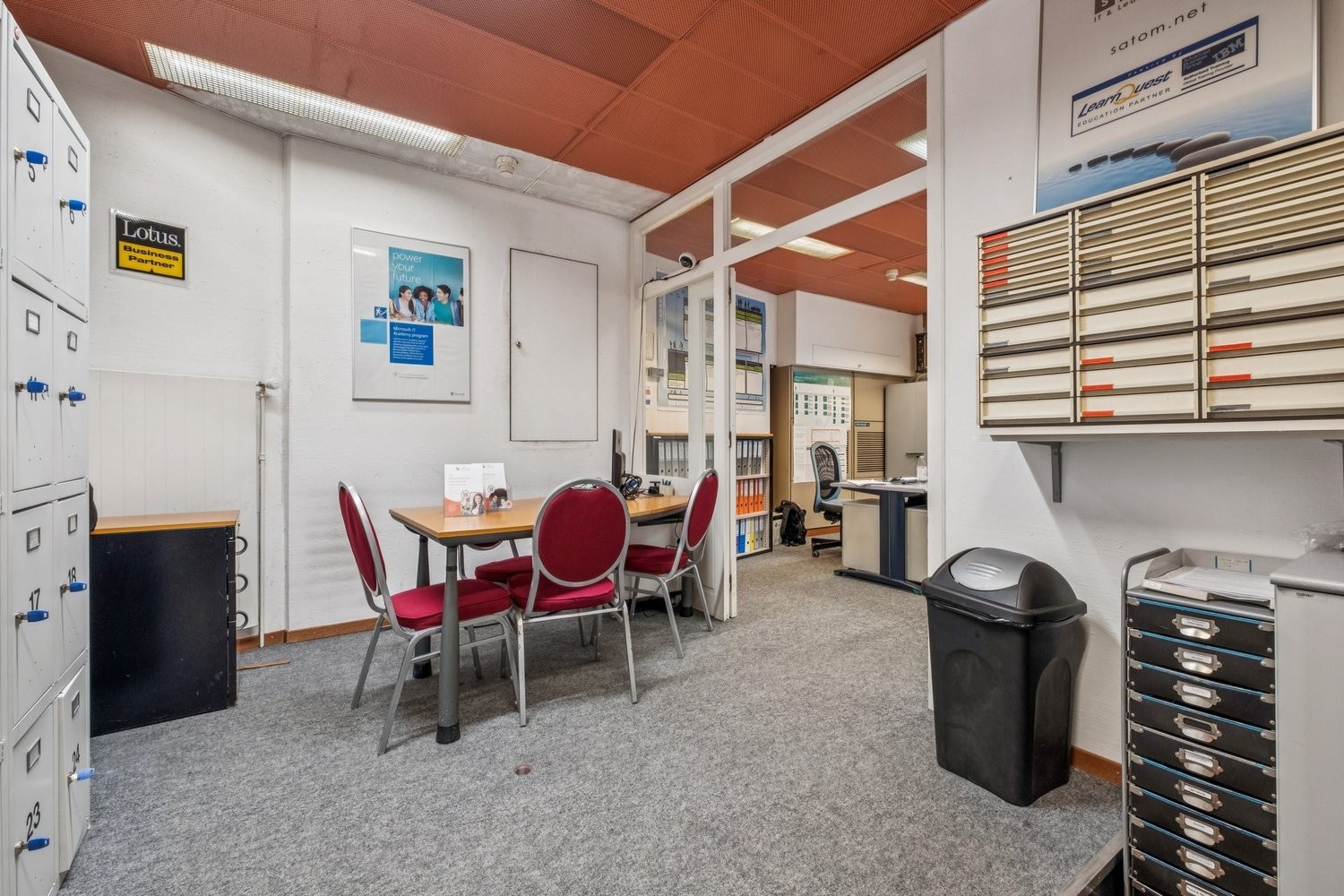 324m² ufficio
