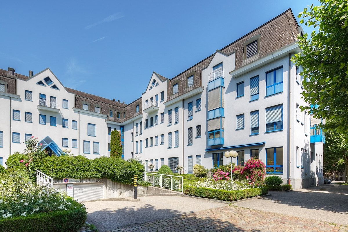 114m² office
