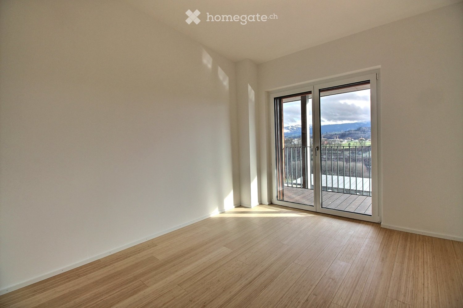 5 rooms apartment