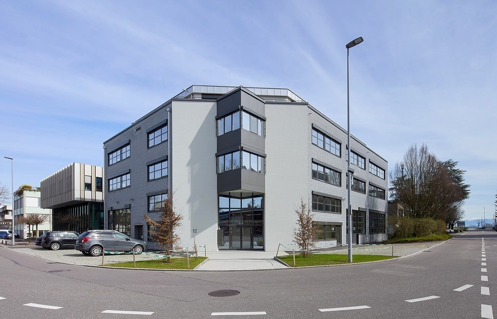 172m² commercial