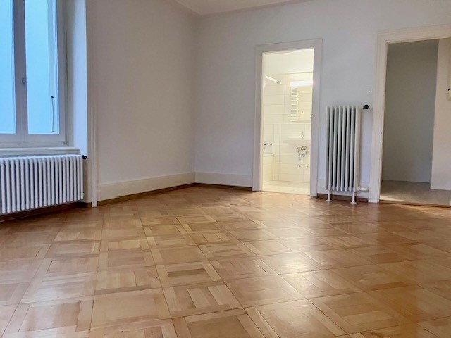 6 rooms apartment
