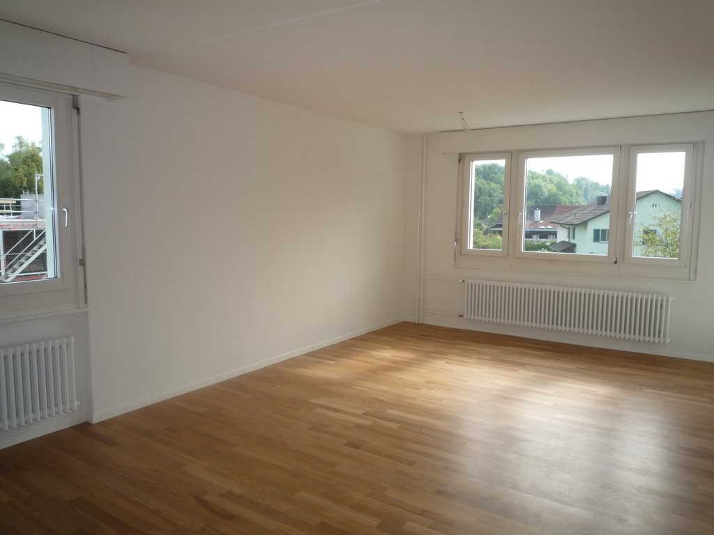 5 rooms apartment